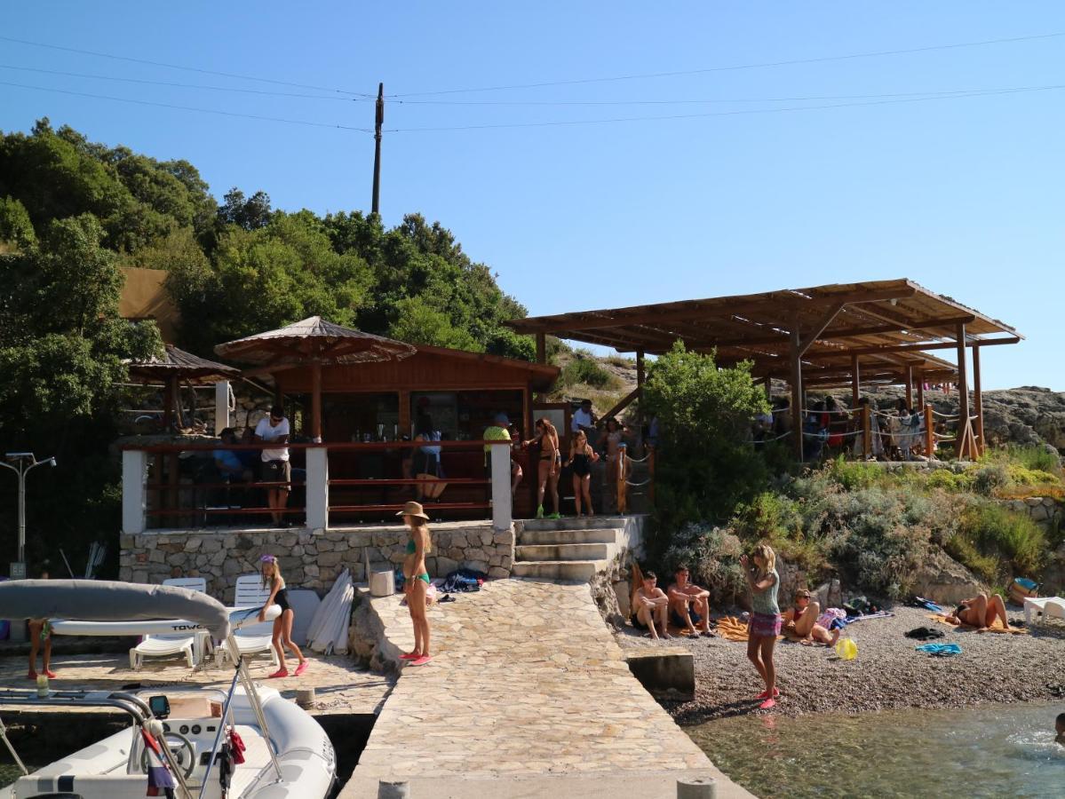 Studio Apartments & Rooms Lela, Sipan Island Sipanska Luka  Exterior photo