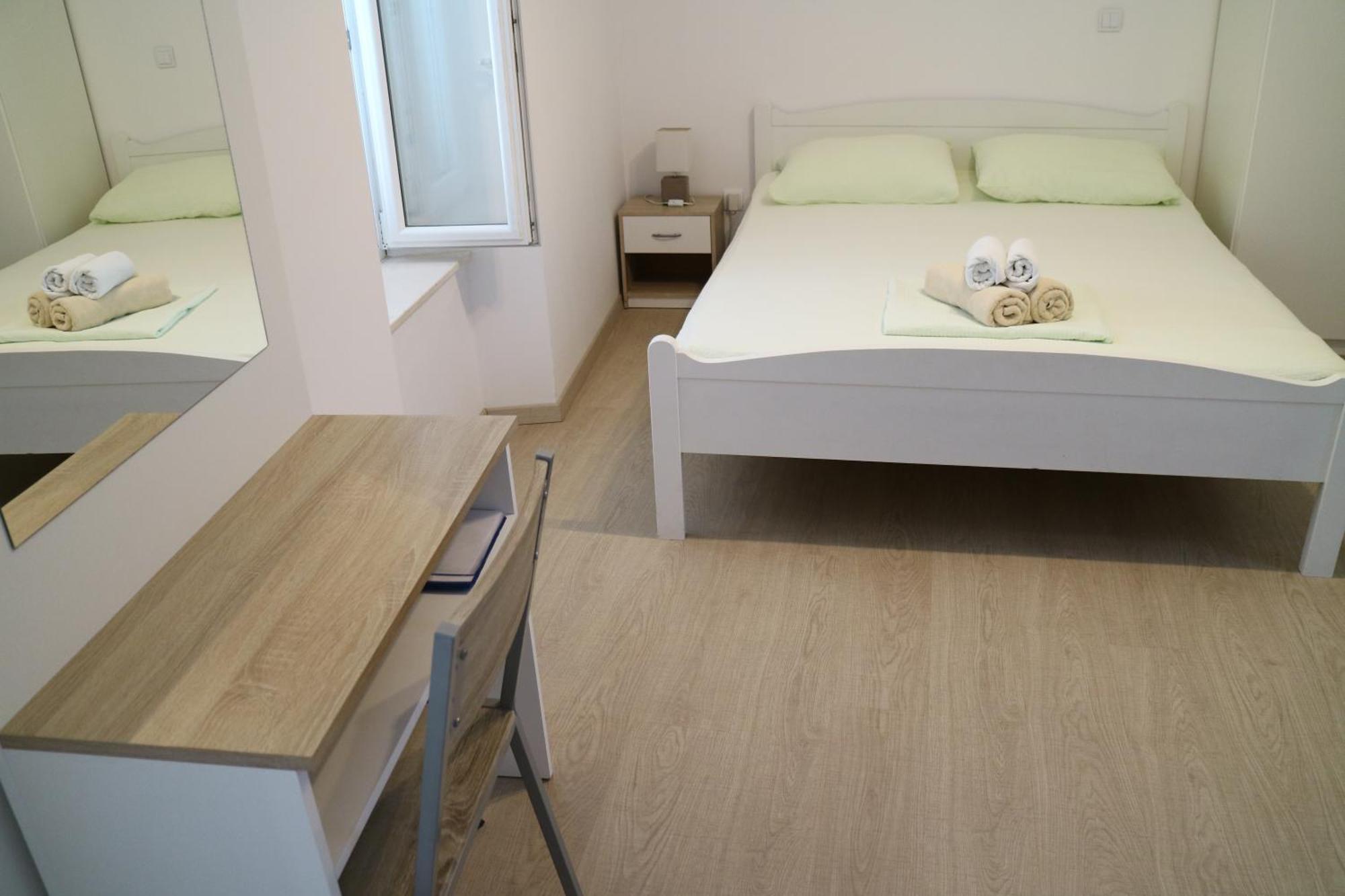 Studio Apartments & Rooms Lela, Sipan Island Sipanska Luka  Room photo